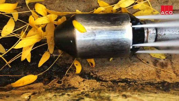 rom-avantages-de-la-buse-de-nettoyage-pour-caniveau -rigole-d-ecoulement